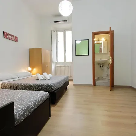 בית הארחה Lucky רומא