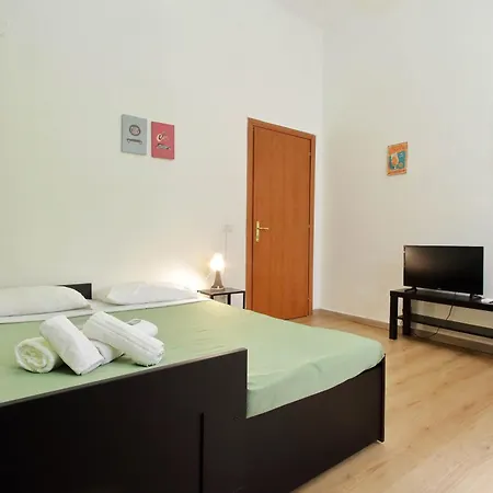 בית הארחה Lucky 3*