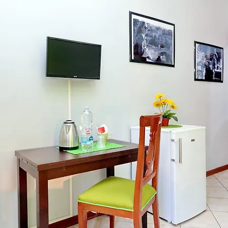 בית הארחה Lucky רומא