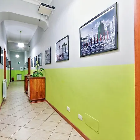 בית הארחה Lucky רומא